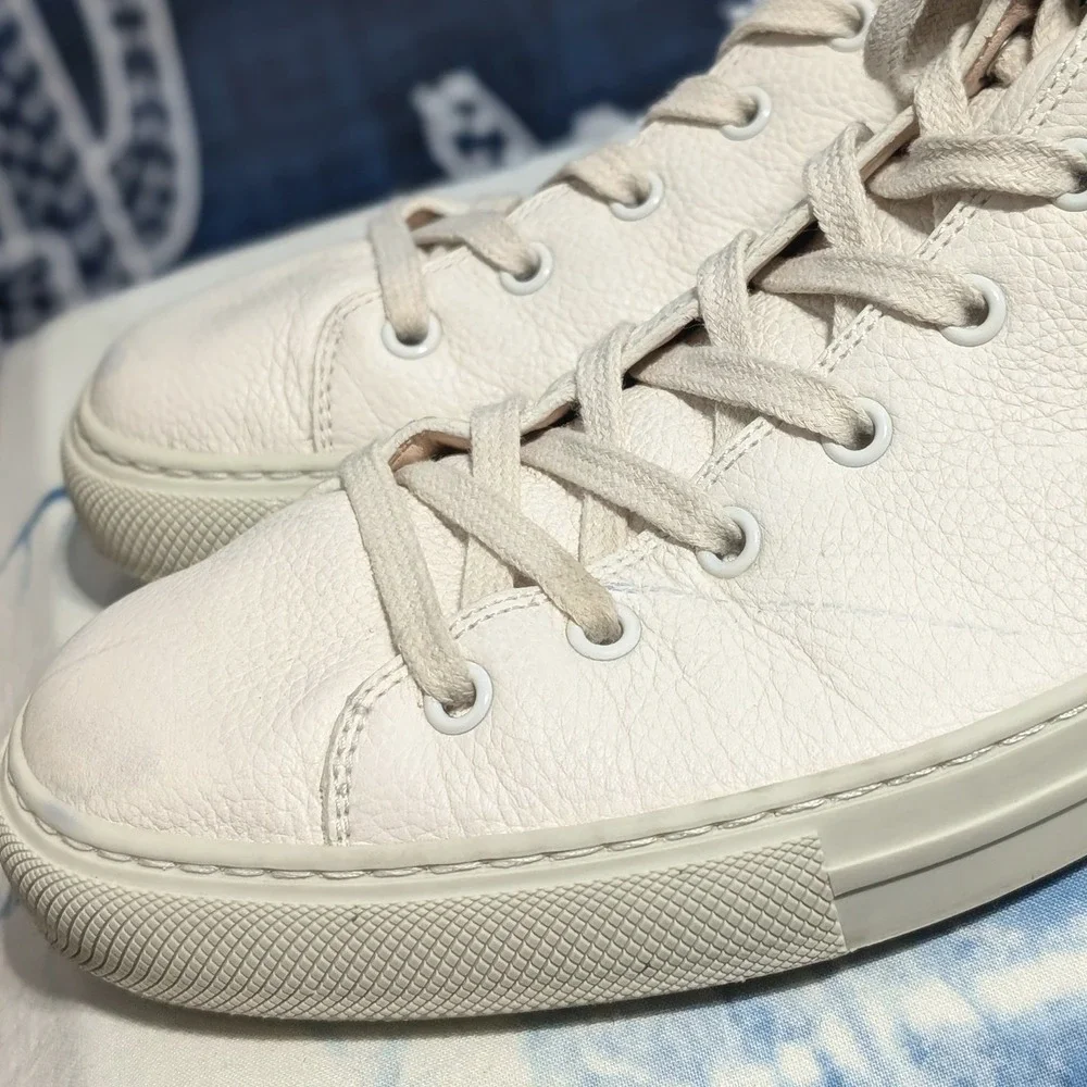 Gucci Leather Tiger Embroidered Lace Up High Top Sneakers Cream Size 9.5